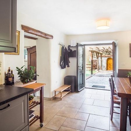 Kuninez, Holiday Home With Summer Kitchen モスト ナ ソシ エクステリア 写真