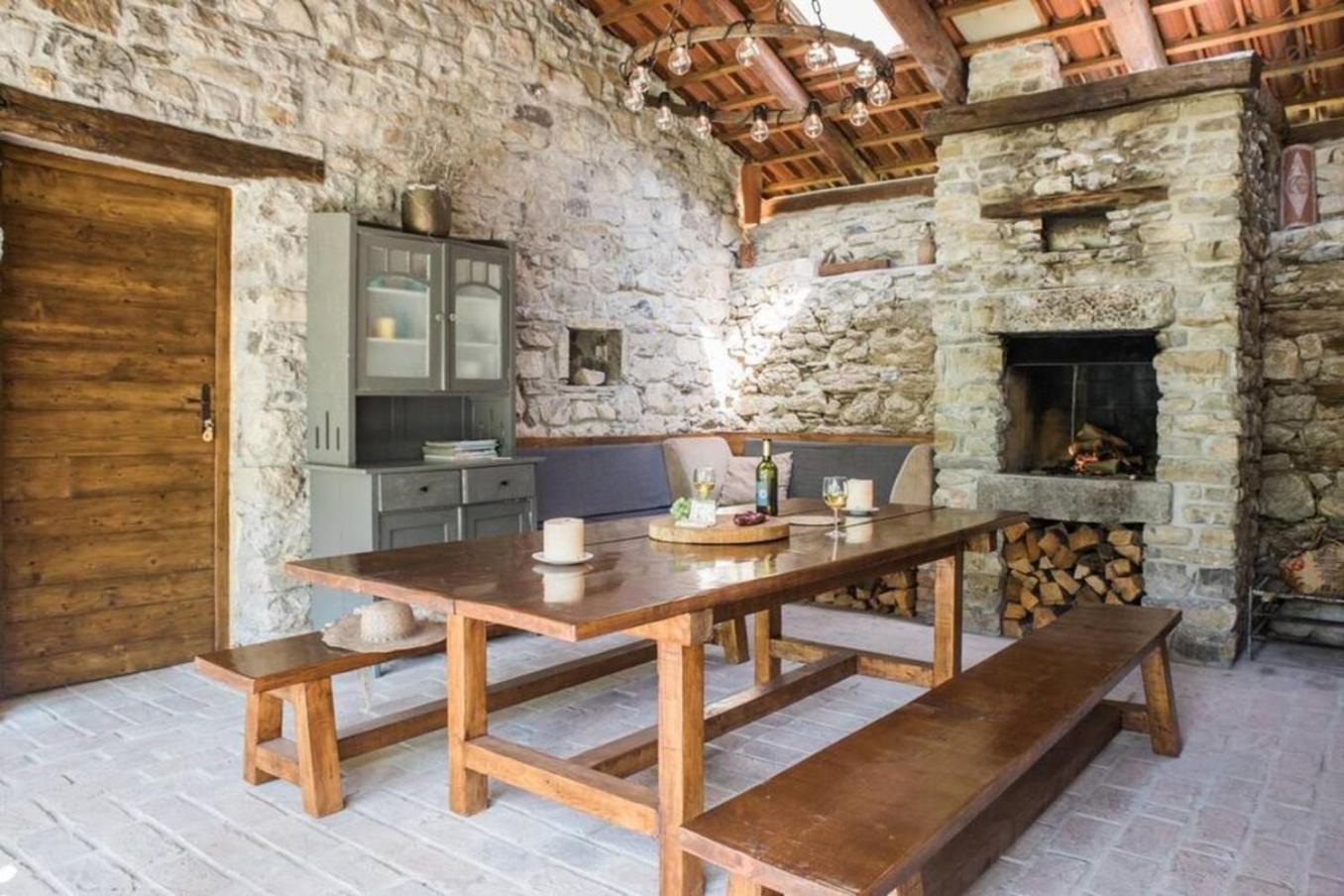 Kuninez, Holiday Home With Summer Kitchen モスト ナ ソシ エクステリア 写真